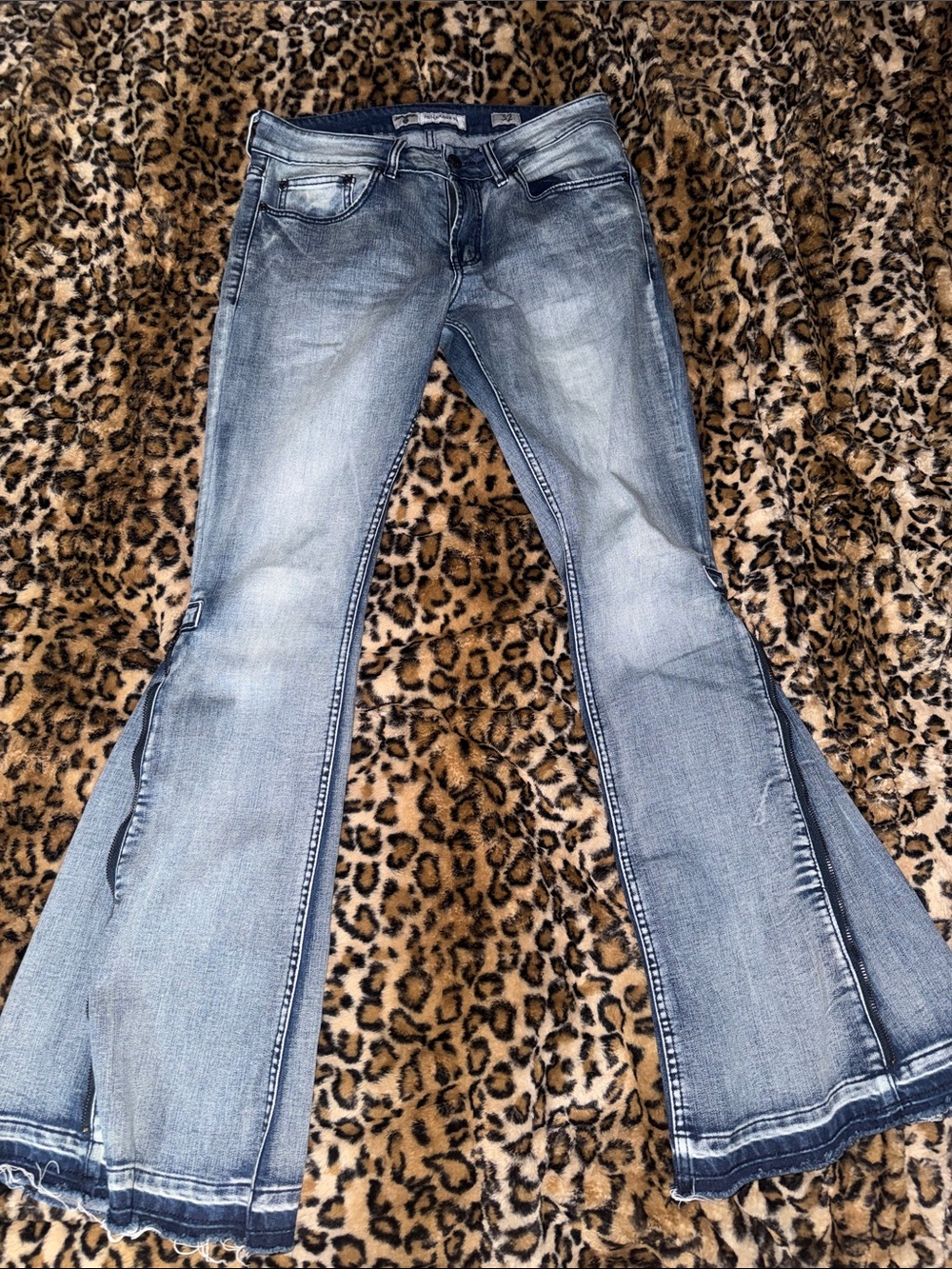WORNSTAR HELLRAISER SIDE ZIPPER JEANS
Bootcut  32W